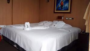 Yolita Matrimonial room