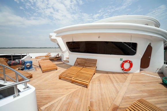 petrel sun deck 2